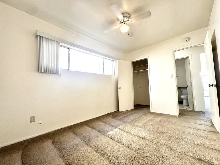 2160 Grand Ave — Photo 10