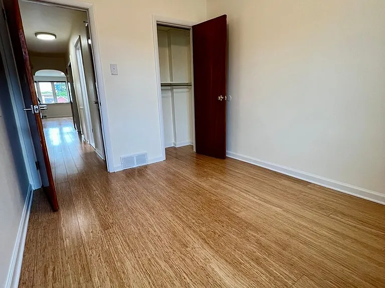 569 Domino Ln — Photo 24