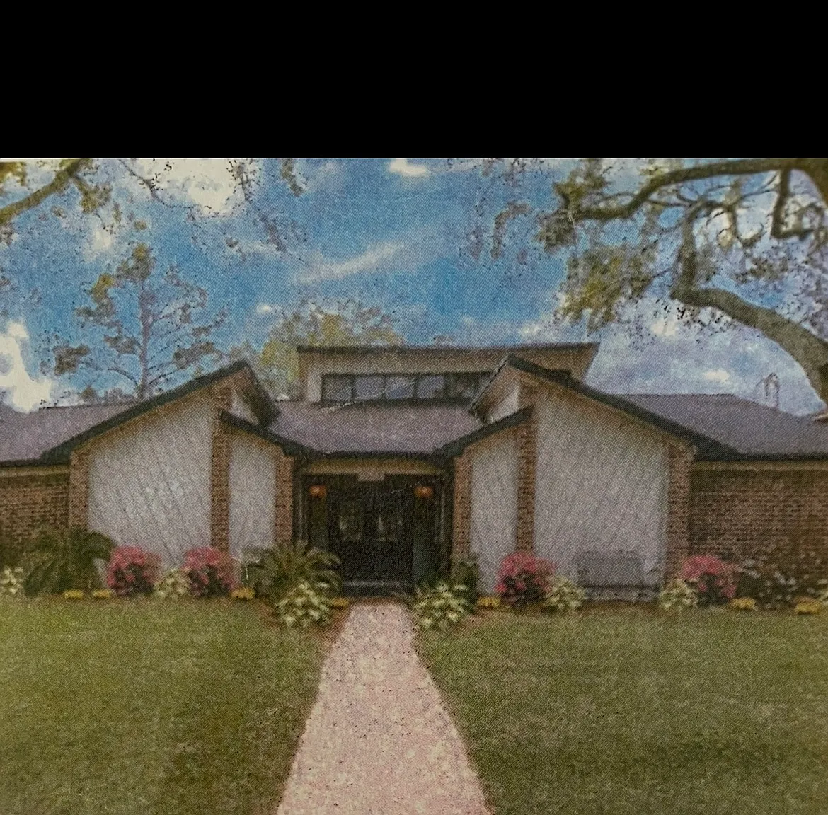 4 bed, 2500 sqft, $2,300 — Photo 1