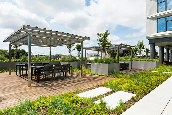 Rented by The Moinian Group | media 20