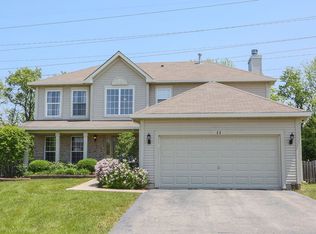 11 Franklin Ct, Bolingbrook, IL 60440