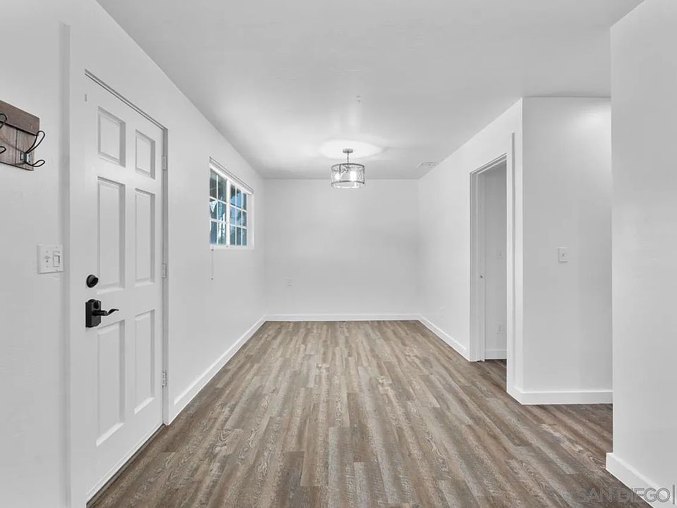 【新品同様】TERRYWOOD 9476 Terrywood Rd, Santee, CA 92071 | Zillow