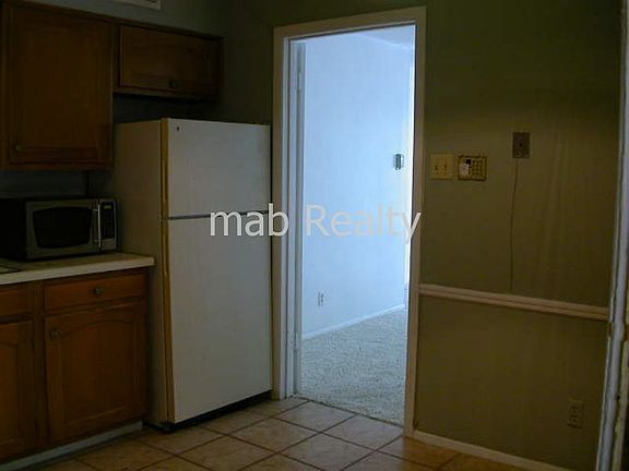 5th image of 4709 McKinney Ave APT B