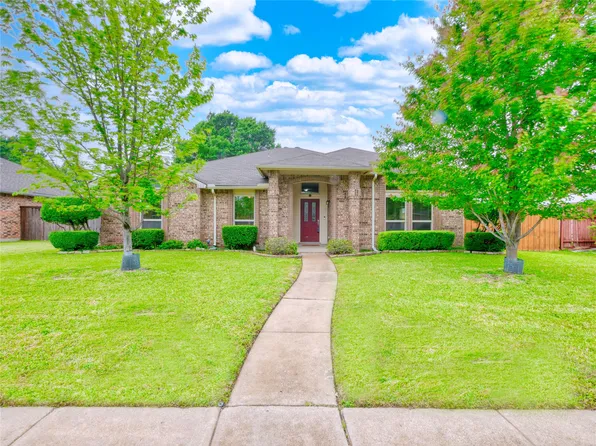 269 E Ridgegate Dr, Garland, TX 75040