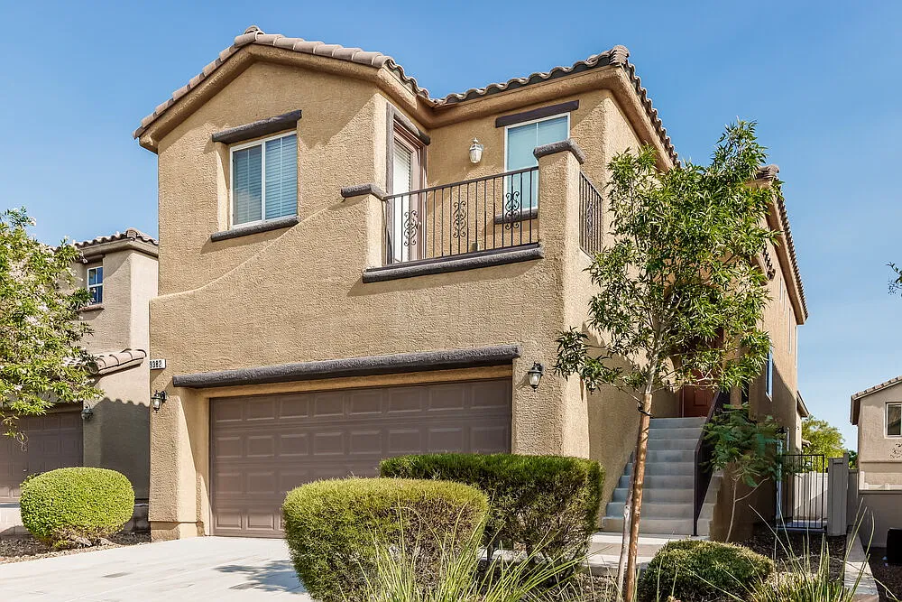 4 bed, 2.5 bath, 1663 sqft, $2,290 — Photo 4