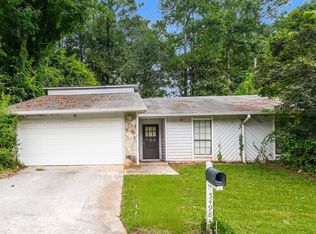5498 Springwood Ln, Stone Mountain, GA 30087