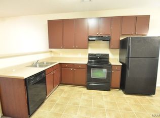 115 Pine Meadow Cir, Elmore, AL 36025