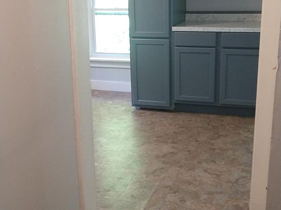 5th image of 57 North St APT 2