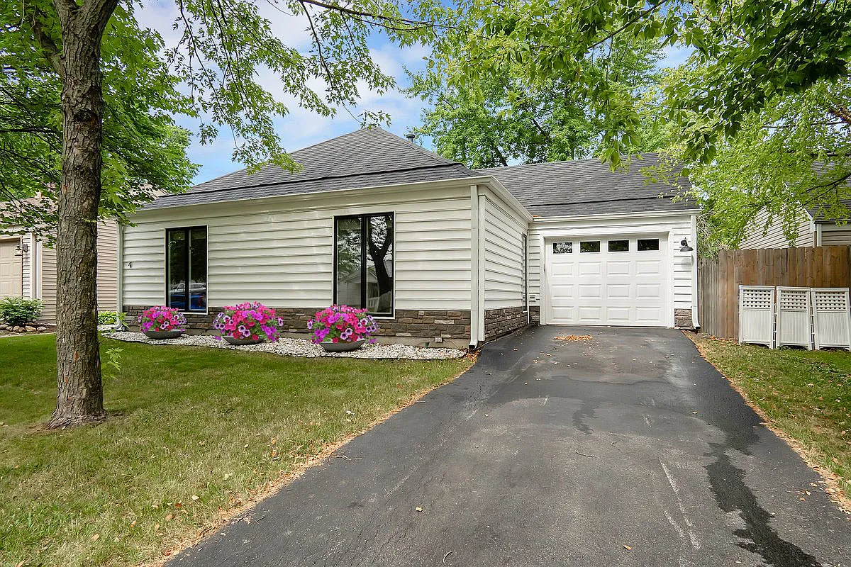 4 Sonora Dr photo 1