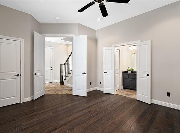 5th image of 4514 Holland Ave APT B