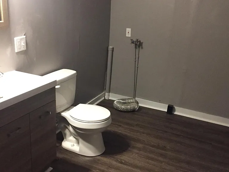 824 Saratoga St #1 — Photo 6