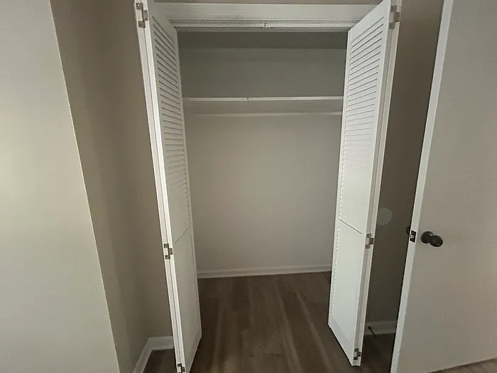 19 Woodpond Ct — Photo 9