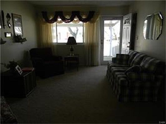 5th image of 690 Granville Pl