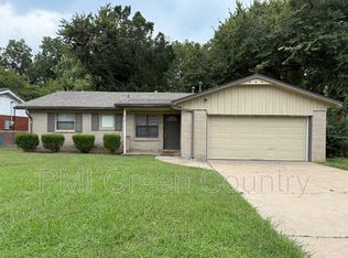 413 W Pittsburg St, Broken Arrow, OK 74012