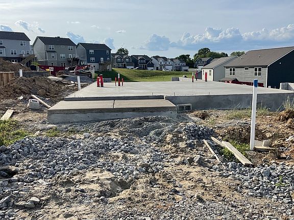 2nd image of 206 Oasis Dr Lot 172