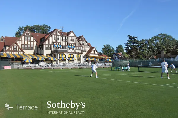 Rented by Terrace Sotheby's International Realty | media 48