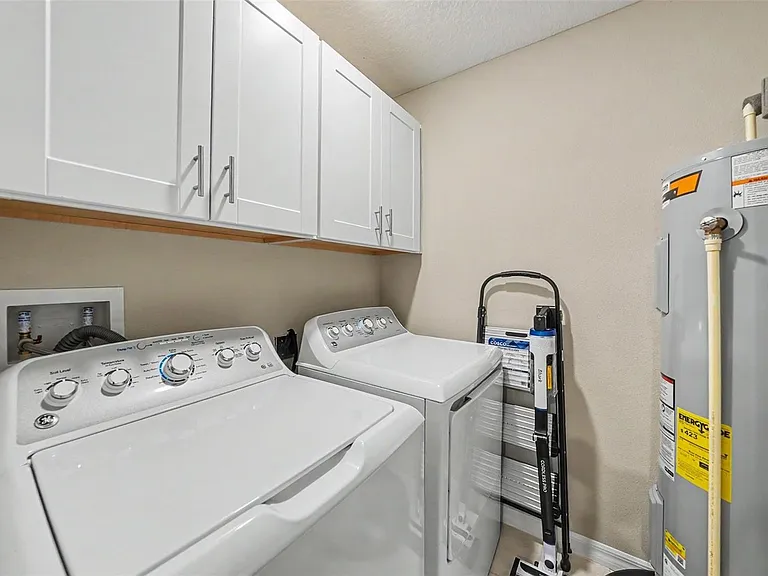 4524 Tuscan Loon Dr — Photo 18