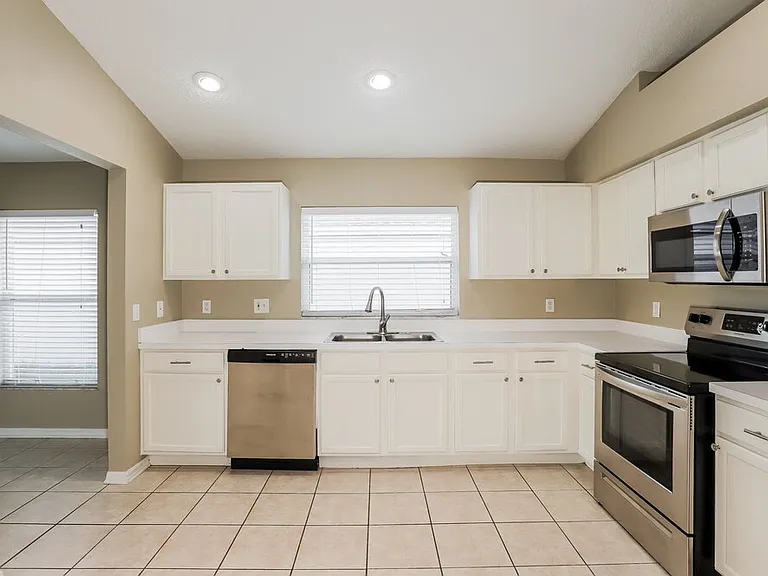 10461 Hallmark Blvd — Photo 7