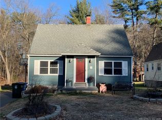 33 Circle Dr, Burlington, CT 06013