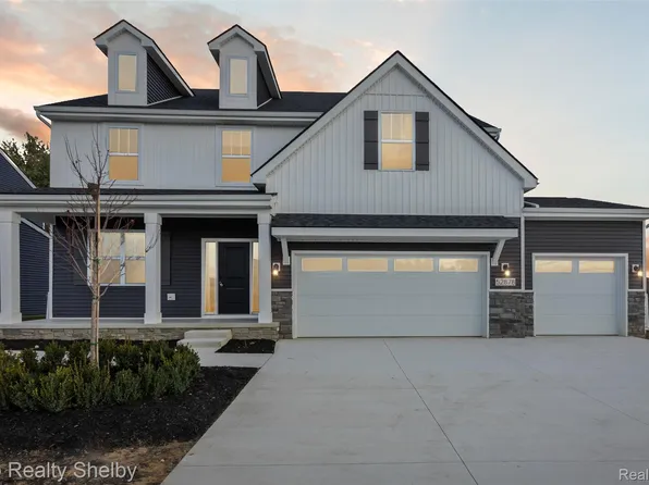 52233 Wellington Valley Dr, Macomb, MI 48042