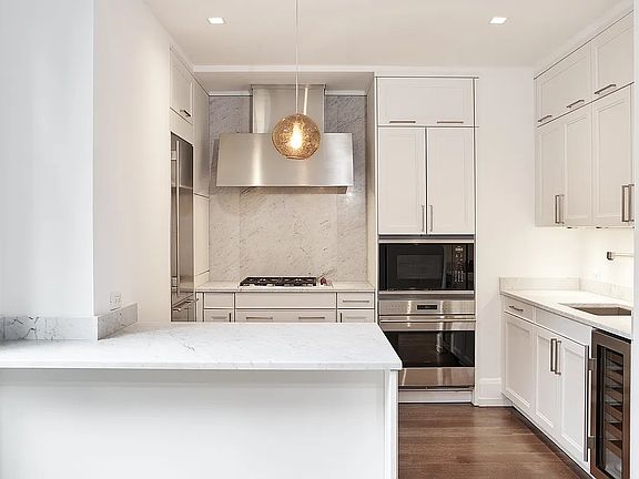 2nd image of 8A Madison Ave #10