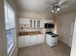 92 Prospect St #2R, Pawtucket, RI 02860