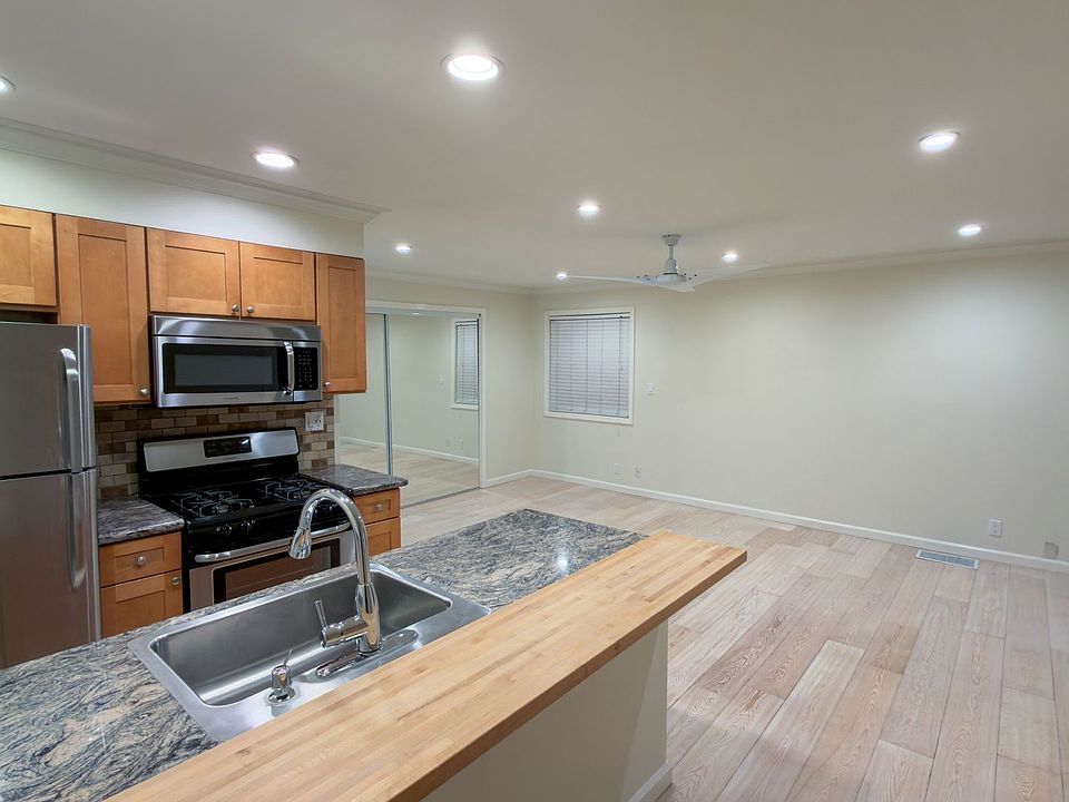 1st image of 838 Cypress Ave APT 1