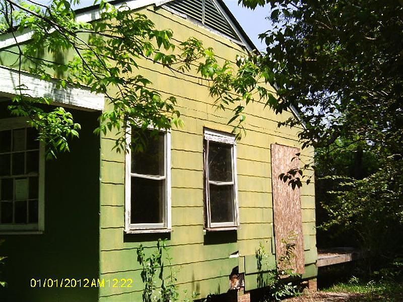 2nd image of 113 Independence Ave