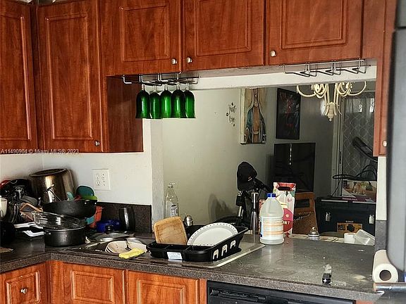 3rd image of 4959 N Hemingway Cir #4959