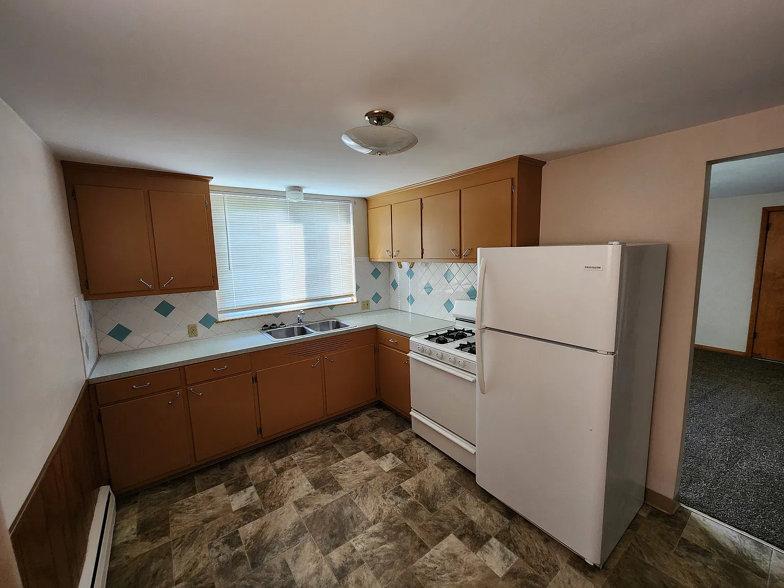 2 bed, $800 — Photo 4