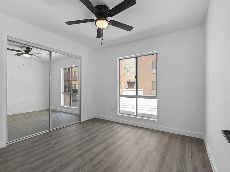 600 Olive Bedroom