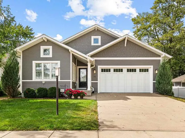43 Leamer Ct, Iowa City, IA 52246