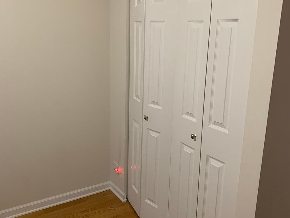 1st image of 265 Acorn Dr