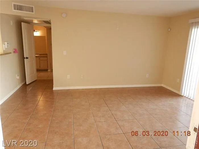 1150 N Buffalo Dr #1090 — Photo 2