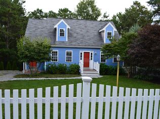 25 Nobska Rd, Mashpee, MA 02649