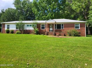 604 Hillside Dr, Humboldt, TN 38343
