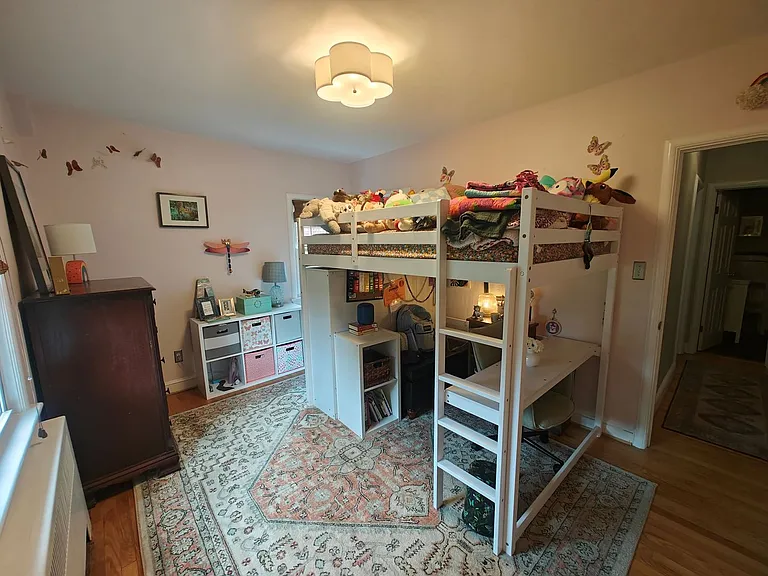 2108 Davenport Ave — Photo 11