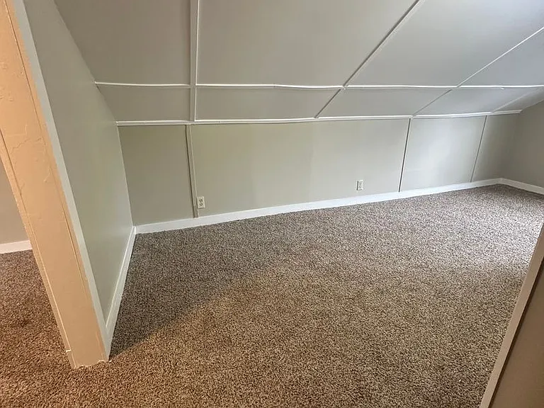 649 Golfview Dr — Photo 13