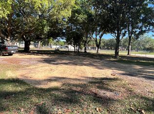 4209 Edwards Rd, Plant City, FL 33567