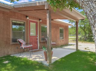 470 Oakcrest Dr, Blanco, TX 78606