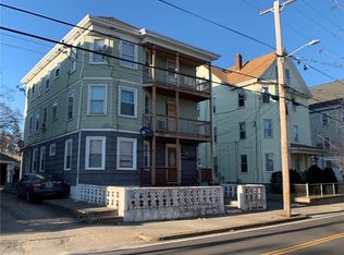 579 Hunt St, Central Falls, RI 02863