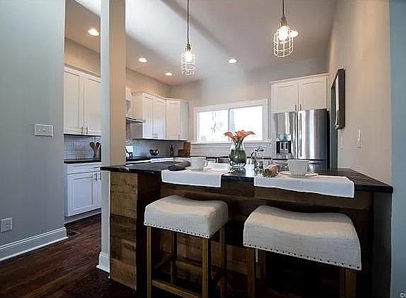 4th image of 3138 Grayland Ave