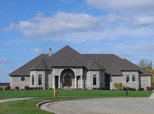 25900 89th Pl, Salem, WI 53168