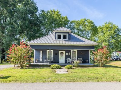 202 Gaunt St, Petersburg, TN, 37144
