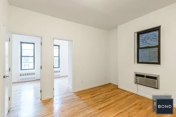 Rented by Bond New York | media 3