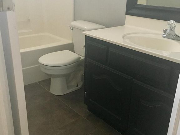 3rd image of 216 N Valley Dr