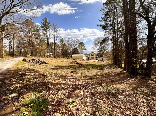 6 Oaks Ln, Afton, TN 37616