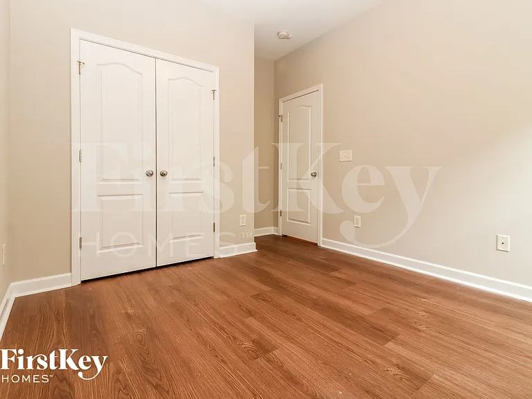 505 Crossland Dr — Photo 12