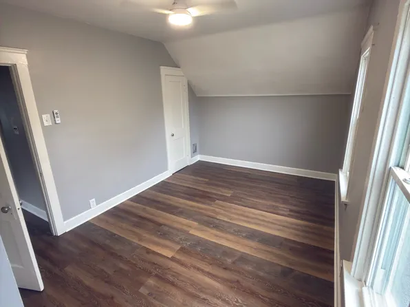 65 E Grace St, Bedford, OH 44146