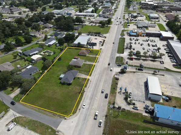 4005 Nelson Rd, Lake Charles, LA 70605